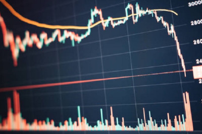 Celebrity Finances Unraveled: Why Fame and Fortune Can Lead to Debt