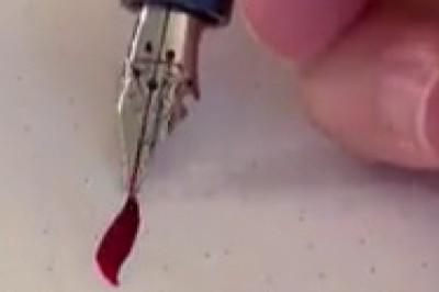 Ink Magic: Watch the Flex Nib Transform Your Writing! ✒️✨