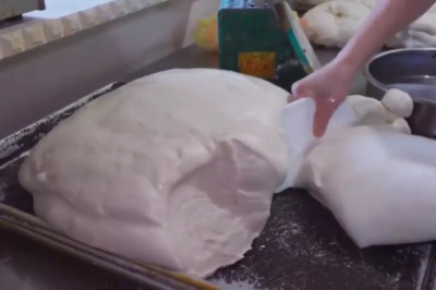 Watch the Magic: Hand-Made Sugar Donuts That Will Make Your Mouth Water!