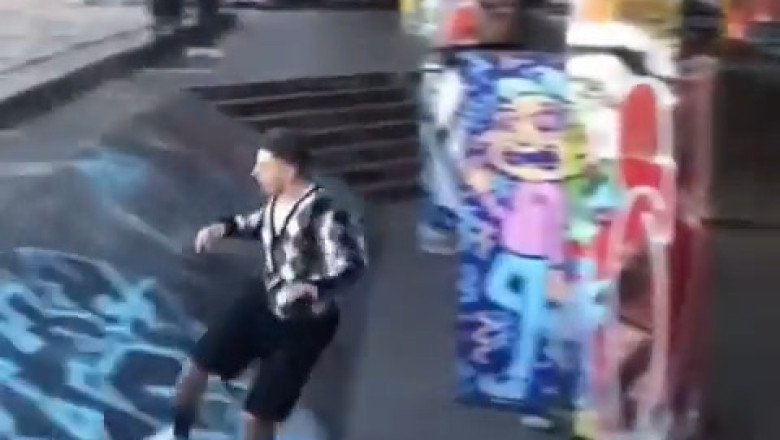Incredible Leap: Young Man Jumps in a Split Second!