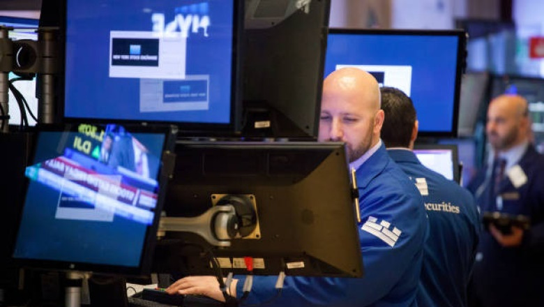 U.S. 10-Year Treasury Yield Rises Amid Inflation Worries and Credit Downgrade