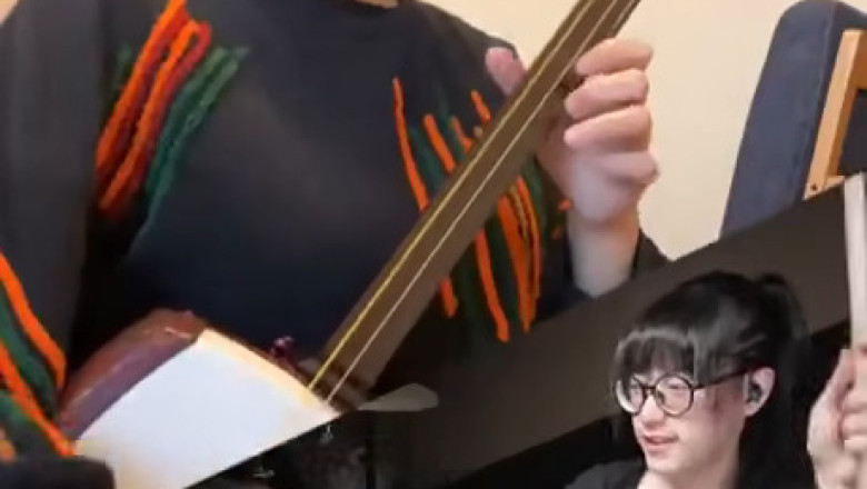 When the Guitar Strikes Back: Unexpected Impact!
